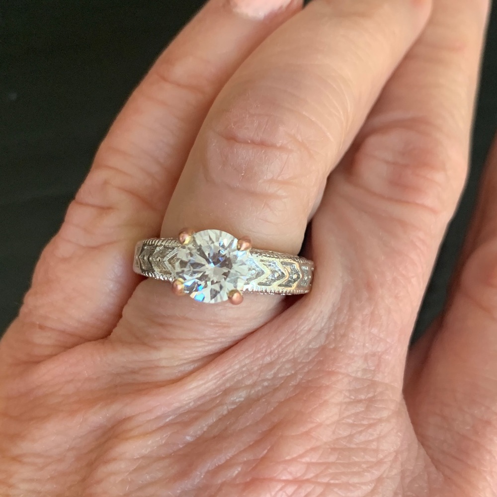 Antique style diamond ring